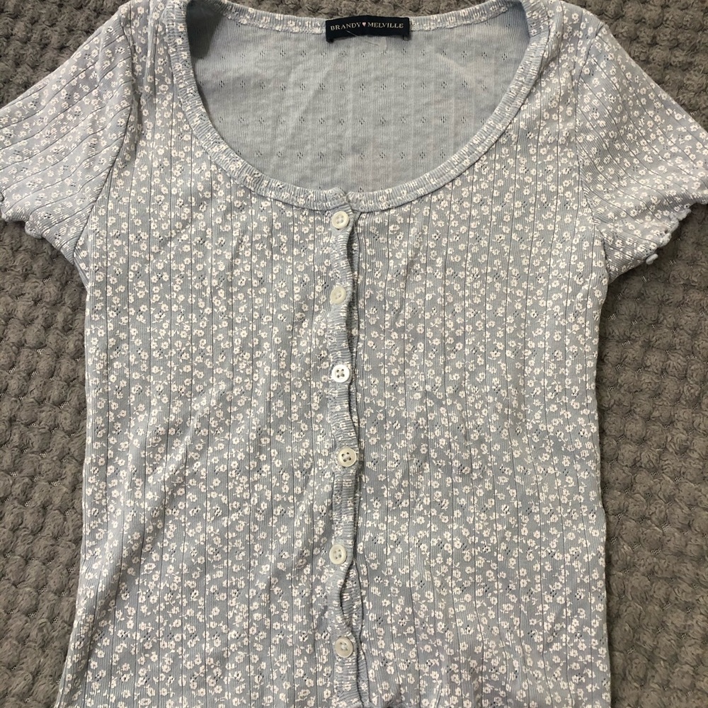 Brandy Melville Zelly Top